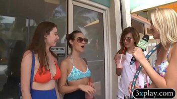 hot babes playing doyki com hoola hoop for money 