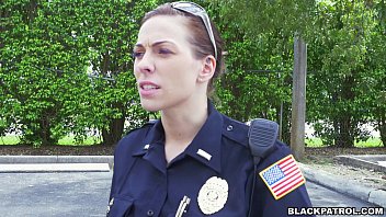 download taxi 69 female cops pull over black suspect and suck his cock 
