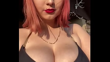 18 year old woman shows pohub tits outdoors 
