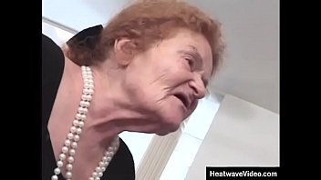 very old woman in a wheelchair to get xxviedos around is still horny 