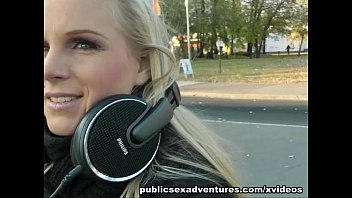 blonde pornsite party girl loves outdoor fucking 