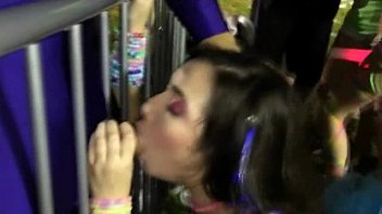 punkish college girlfriend sucking dick holihurricane anal at campus rave 