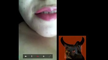 alocada senora hace webcam por facebook voisine nue y se masturba 