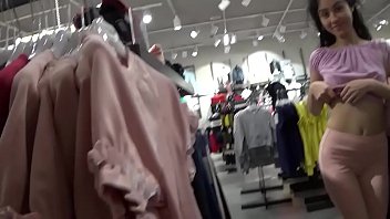 public threesome seks sex at the mall 