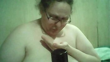 buttplug cam4 bottle expulsion 2016march18 00 25am 