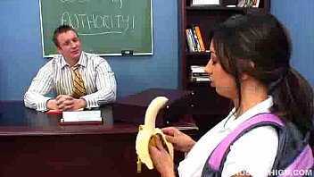 sexy brunette sssniperwolf nudes girl sisi sinz seduces her teacher by eating banana before getting fucked 