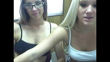 3moves amateur webcam girlfriends 