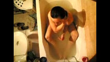 sexsex hidden cam hairy wife in bathtub 