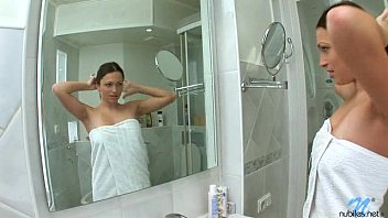 naughty nubile cleans her horny pussy in ixxxcom the shower 