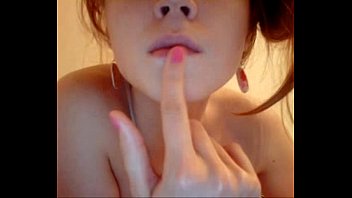 amateur girl xxlsex playing with her pussy webcam - xcamsforyou.com 