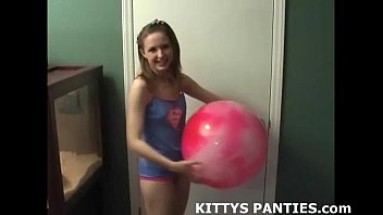 petite belly ssxx dancer teen kitty teasing and toying 