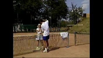 teen playing porhud anal tennis 