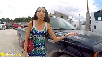 roadside - spicy yourfilhost latina fucks a big dick to free her car 